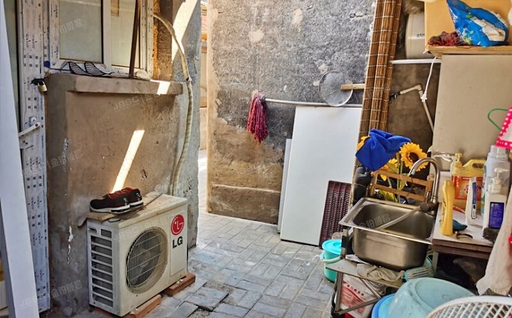 西城区 宫门口四条11号6幢1层50%的份额