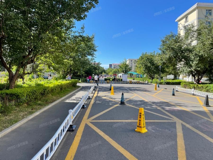 顺义区 裕龙花园四区21号楼四单元101号