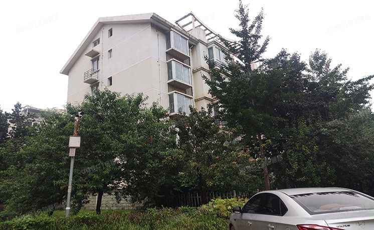 房山区 窦店镇汇丰街3号院9号楼3单元601（世界名园）