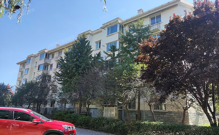 房山区 窦店镇汇丰街3号院9号楼3单元402（世界名园）