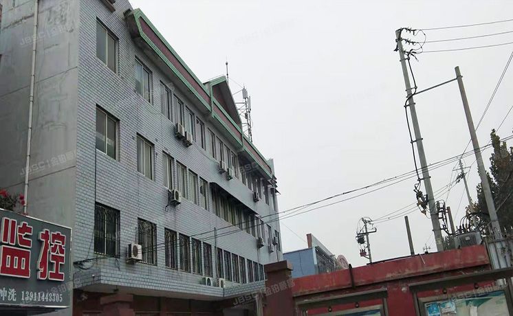 房山区 金鑫苑小区23号1层01等[4]套 综合