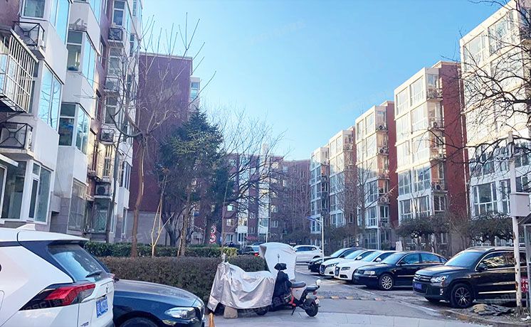 朝阳区 富东嘉园8号楼1层10门102（富东嘉园）房改房