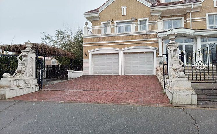 昌平区 玫瑰园别墅二区220号1至3层  别墅