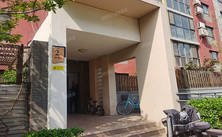 顺义区 望泉家园31号楼2层2单元204号（四季花城）