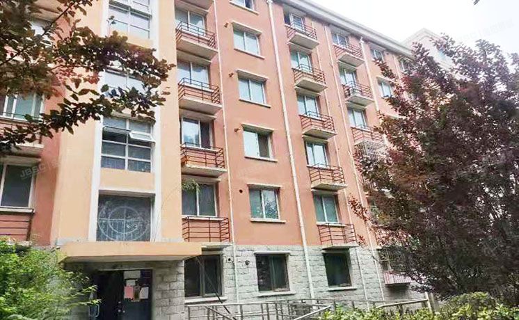 房山区 汇丰街4号院14号1层1单元102（世界名园）