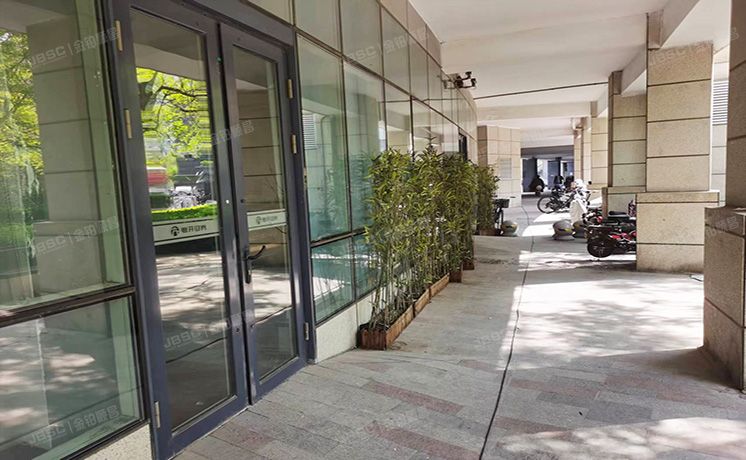 朝阳区 天畅园6号楼1层6-102、105、106、108、109号共计5套 商业