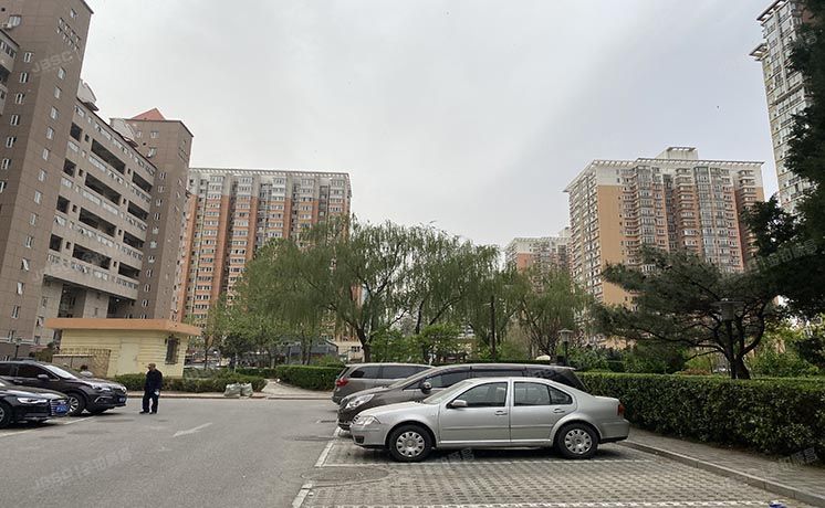 朝阳区 九龙山家园5号楼16层1门1610室（九龙花园）