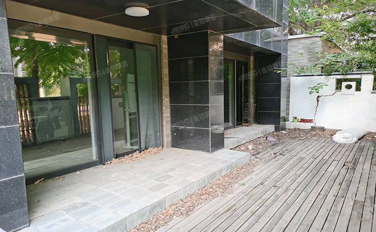 朝阳区 国奥村1号楼1层1单元101（带院子）