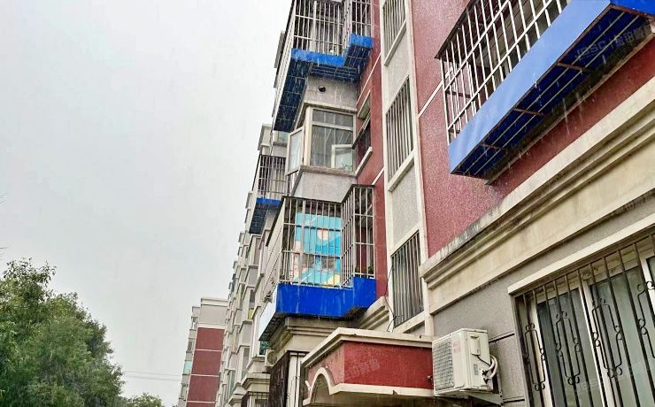 朝阳区 绿丰家园44号楼1层2门101  经适房