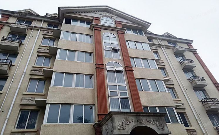 房山区 世界名园14号2层2单元202