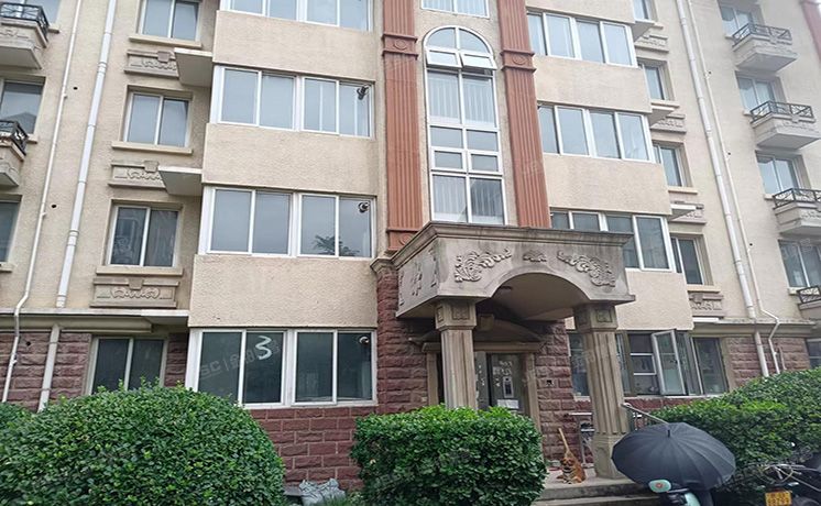 房山区 世界名园14号2层2单元202