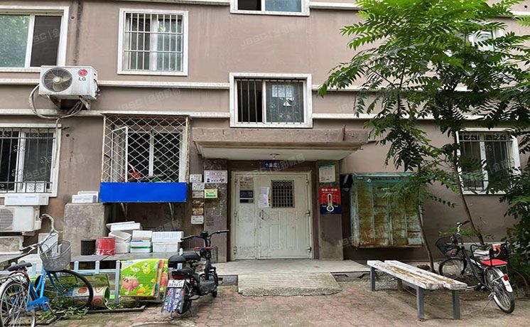 昌平区 东小口镇天通西苑二区22号楼10层10单元1001号