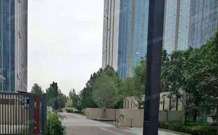 大兴区 泰禾中央广场4期1号楼702  商业