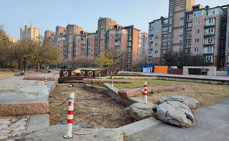 通州区 DBC加州小镇111号楼2层4-202