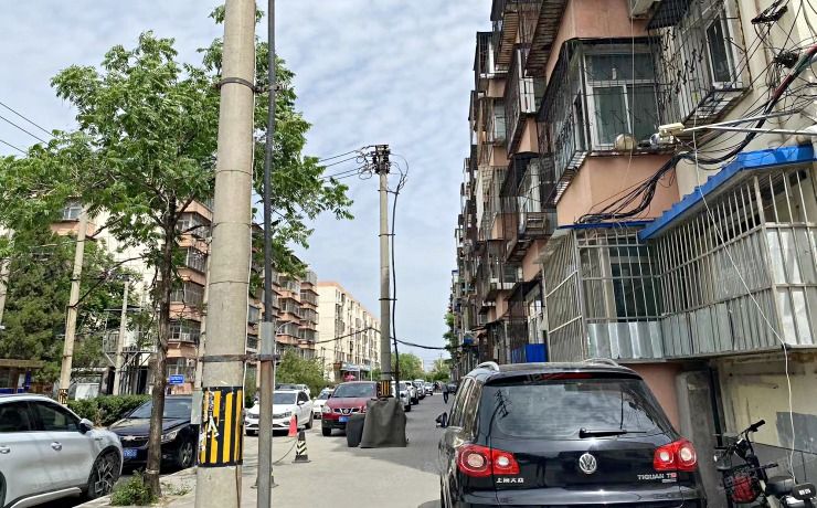 丰台区和义西里四区6号楼5单元502（复式）