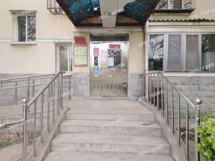 房山区 汇丰街3号院18号楼1层2单元102室（世界名园）