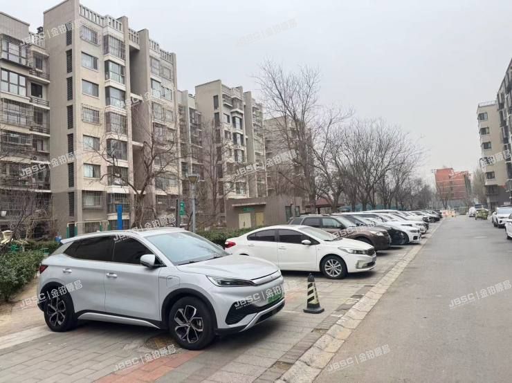 大兴区 欣清南巷5号院4号楼1层2单元104室（鸿坤理想城七期）