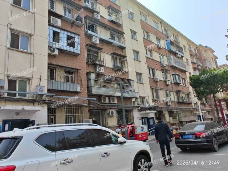 丰台区 八宝山南路29号院3号楼3层4单元301号