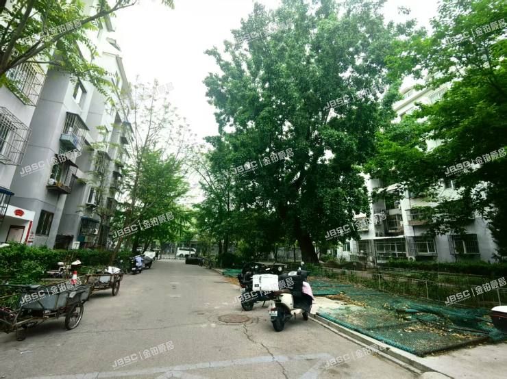 东城区 朝阳门北小街8号楼2单元202号