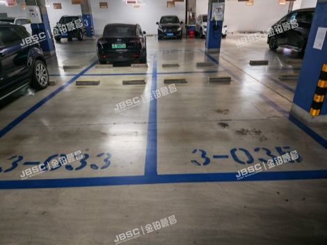 东城区 香河园街1号院北区9号楼3层301（当代MOMA带2车位）