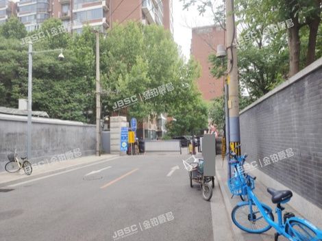 北京市海淀区清枫华景园4号楼1层三单元104