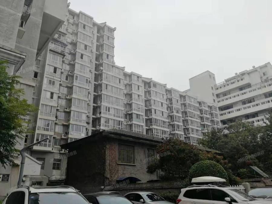 ※东城区朝阳门南小街18号楼4层13单元402 北京法拍房