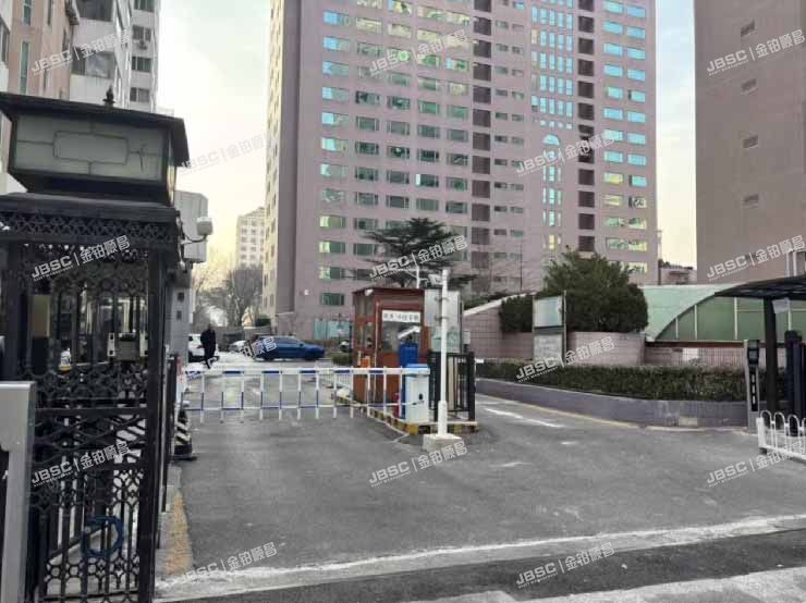 朝阳区 建国门外大街乙24号21层三座2404室（燕华苑） 北京法拍房