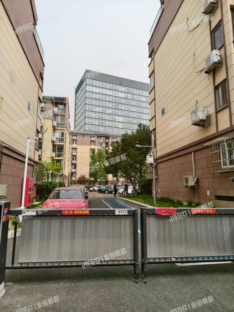北京市西城区玉桃园二区14号楼4层3门402号房 北京法拍房